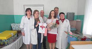 НОВОНАРОДЖЕНІ  ОТРИМАЛИ СВОЇ ПЕРШІ ВИШИВАНКИ