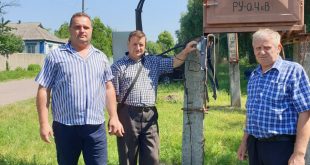ПІСЛЯ БАГАТЬОХ РОКІВ ТЕМРЯВИ ЗАСВІТИЛИСЯ ВУЛИЦІ МОСКОВСЬКОГО