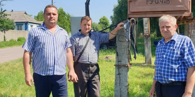 ПІСЛЯ БАГАТЬОХ РОКІВ ТЕМРЯВИ ЗАСВІТИЛИСЯ ВУЛИЦІ МОСКОВСЬКОГО