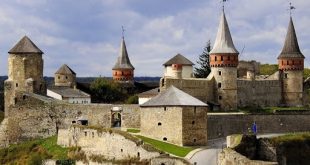 ЗАМКИ УКРАЇНИ, ЯКІ ВАРТО ПОБАЧИТИ
