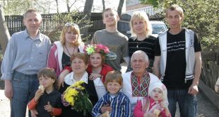 ЖИТТЯ ПРОЛЕТІЛО, ЯК ВИХОР, ТА ЖОДНОГО ДНЯ НЕ ПРОЖИТО МАРНО