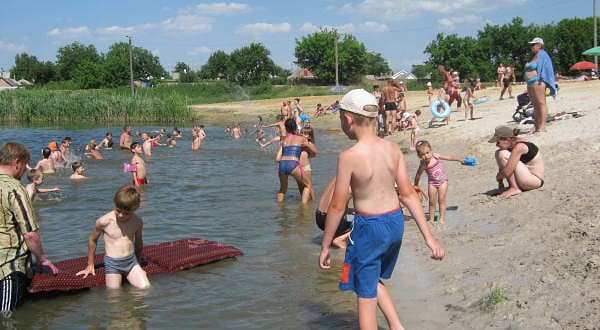 ПЛЯЖУ В ЛИПОВІЙ ДОЛИНІ НЕМАЄ Й ЦЬОГО ЛІТА НЕ БУДЕ
