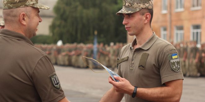 ДМИТРО ВАГЛАЙ: «ЖОДНОГО РАЗУ НЕ ПОШКОДУВАВ, ЩО ПІШОВ НА СТРОКОВУ СЛУЖБУ»