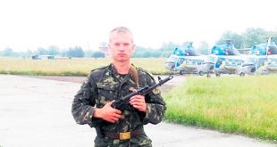 РУСЛАН ЛЯШЕНКО: «ЧЕКАЛИ ІЛ-76, ЩОБ РОЗВАНТАЖУВАТИ. НАТОМІСТЬ ПОБАЧИЛИ ЧОРНИЙ ГРИБ ВИБУХУ»
