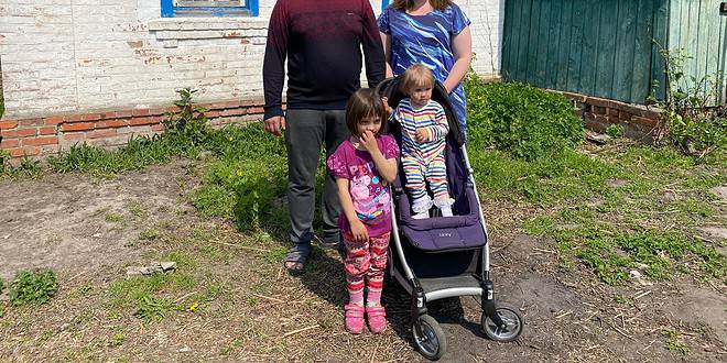 «ДІТИ НЕ ПОВИННІ БАЧИТИ ВІЙНУ», - ПЕРЕКОНАНА РОДИНА З ВОЛНОВАХИ, ЯКА ПЕРЕЇХАЛА В ПІДСТАВКИ