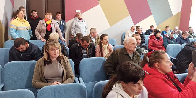 МЕШКАНЦІ СУХОЇ ГРУНІ «ВИПЛАКАЛИ» ДЛЯ СВОЇХ ДІТЕЙ ЗМІШАНУ ФОРМУ НАВЧАННЯ
