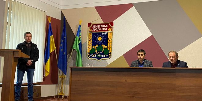 У ЛИПОВОДОЛИНСЬКІЙ ГРОМАДІ ОРГАНІЗУЮТЬ СУСПІЛЬНО КОРИСНІ РОБОТИ В УМОВАХ ВОЄННОГО СТАНУ