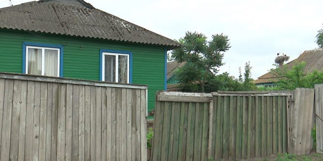 ПЕРЕСЕЛЕНЦІ З РЕГІОНІВ, НЕБЕЗПЕЧНИХ ДЛЯ ПРОЖИВАННЯ, ЗНАХОДЯТЬ ПРИХИСТОК У КАПУСТИНЦЯХ