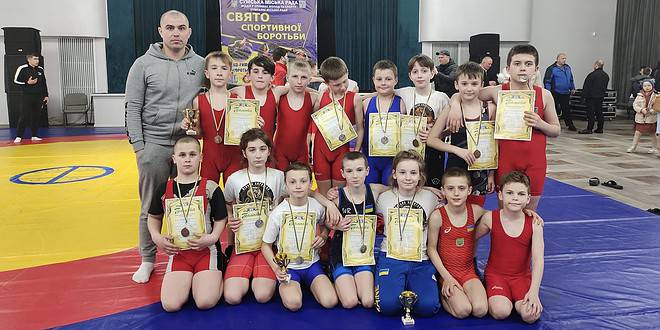 ЮНІ БОРЦІ ПОВЕРНУЛИСЯ З СУМ ІЗ НАГОРОДАМИ