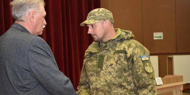 ВИСОКА ВІДЗНАКА ЗЕМЛЯКУ — ЗА МУЖНІСТЬ І ГЕРОЇЗМ