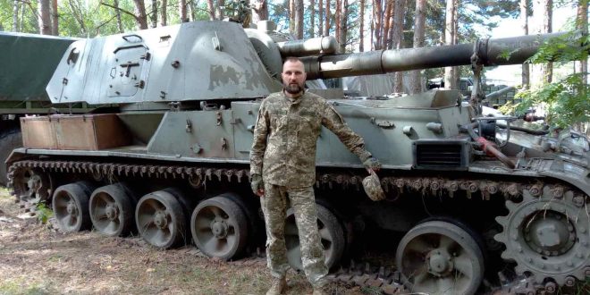 ЗАХИСНИК УКРАЇНИ АНДРІЙ  БОГДАНОВСЬКИЙ: «МІЙ ШЛЯХ ВІД  ПРОГРАМІСТА ДО НАВІДНИКА  ВАЖКОЇ ГАРМАТИ ПРОЙШОВ ЧЕРЕЗ ВІЙНУ»