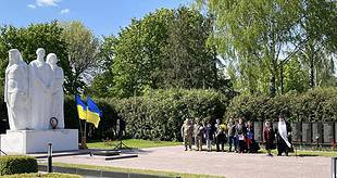 З НАГОДИ ДНЯ ПАМ`ЯТІ ТА ПРИМИРЕННЯ В НАСЕЛЕНИХ ПУНКТАХ ЛИПОВОДОЛИНСЬКОЇ І СИНІВСЬКОЇ ГРОМАД ВІДБУЛИСЯ МІТИНГИ-РЕКВІЄМИ