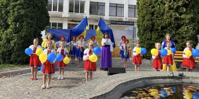 НА ДОПОМОГУ ЗСУ ПРАЦІВНИКИ КУЛЬТУРИ ЛИПОВОДОЛИНЩИНИ ЗІБРАЛИ ПОНАД МІЛЬЙОН ГРИВЕНЬ