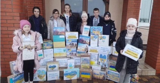 ВОЛОНТЕРСЬКА ДОПОМОГА НАПЕРЕДОДНІ НОВОРІЧНО-РІЗДВЯНИХ СВЯТ – ДЛЯ ЗАХИСНИКІВ