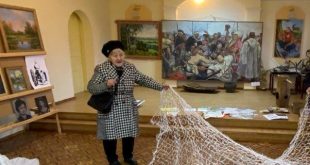 Катерина Онопрійча з Побиванки: «Набила планку, по ній – гвіздочки… і закипіла робота»