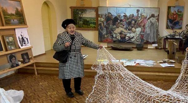 Катерина Онопрійча з Побиванки: «Набила планку, по ній – гвіздочки… і закипіла робота»