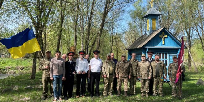 Представники місцевого козацького осередку отримали спеціальні відзнаки
