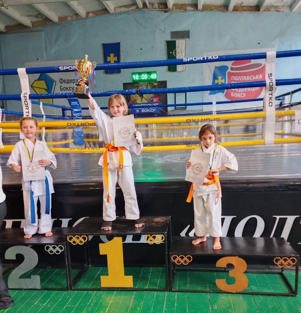 "Діти не бачать війну, і це головне": родина з Волновахи продовжує облаштовуватися на новому місці