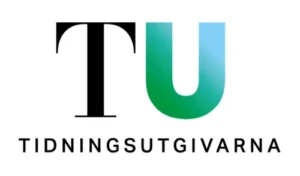 Тікаючи від війни, люди все одно тримаються рідного краю