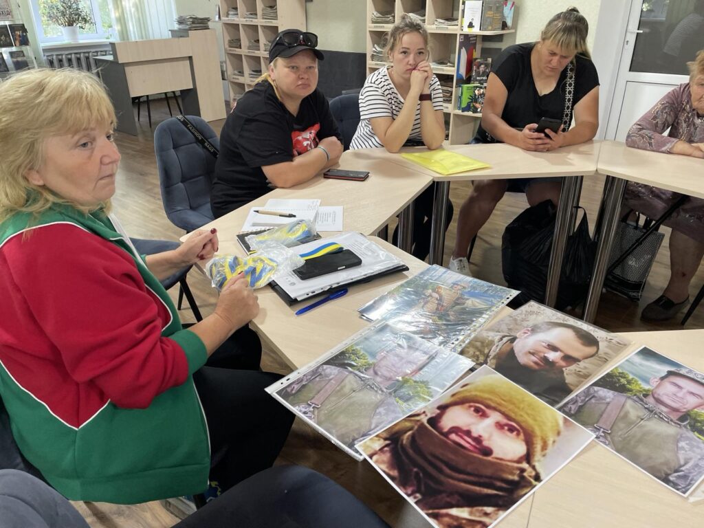 Зник безвісти - не значить забутий: історії родин, які чекають