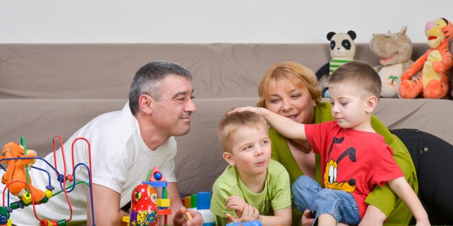 Дитині - дім, родині - підтримку: в Липоводолинській громаді шукають професійних батьків