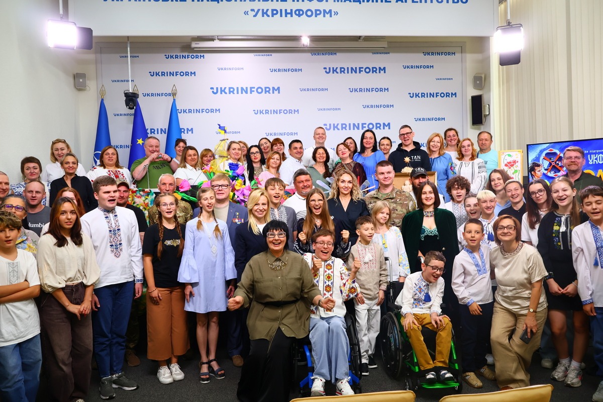 Коли мистецтво об’єднує: історія створення телепередач «КОЛО НЕЗЛАМНИХ»
